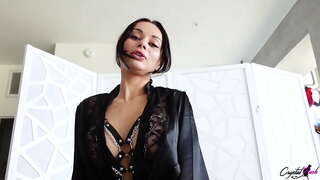 ̄�시한 갈색 머리숙히 큰 수과 열정이 강아지에게 빌어 먹을 때까지 겸 입에