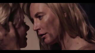 Безмятежная Сирена, Мона Велс