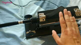 شوکیا پہلی بار جنسی مشین کی جانچ