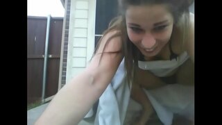 Cam Riscant Spectacol În Afara